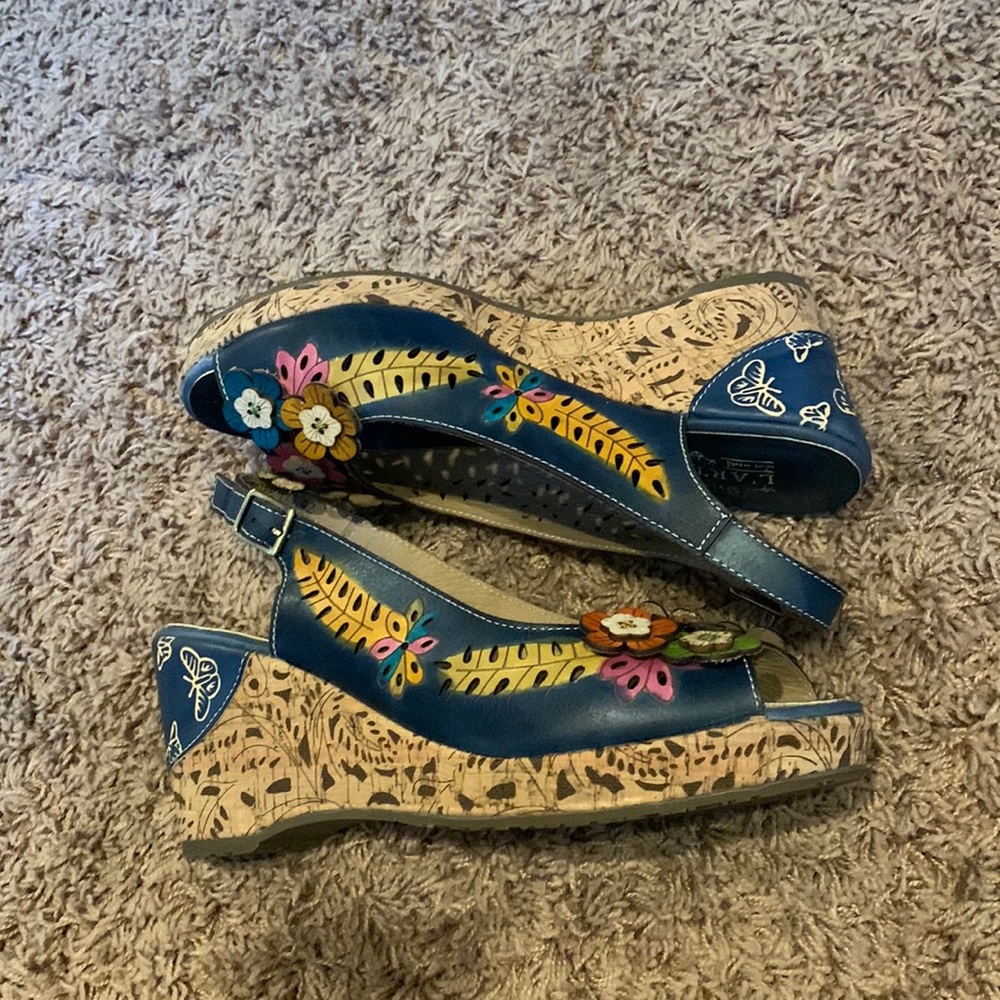 L'artiste Springstep Navy floral Leather Shoes size 42